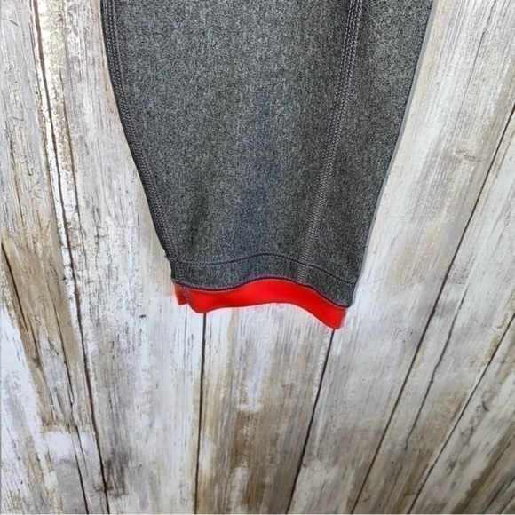 Under Armor Grey Crop Leg Pants - Picture 2 of 5